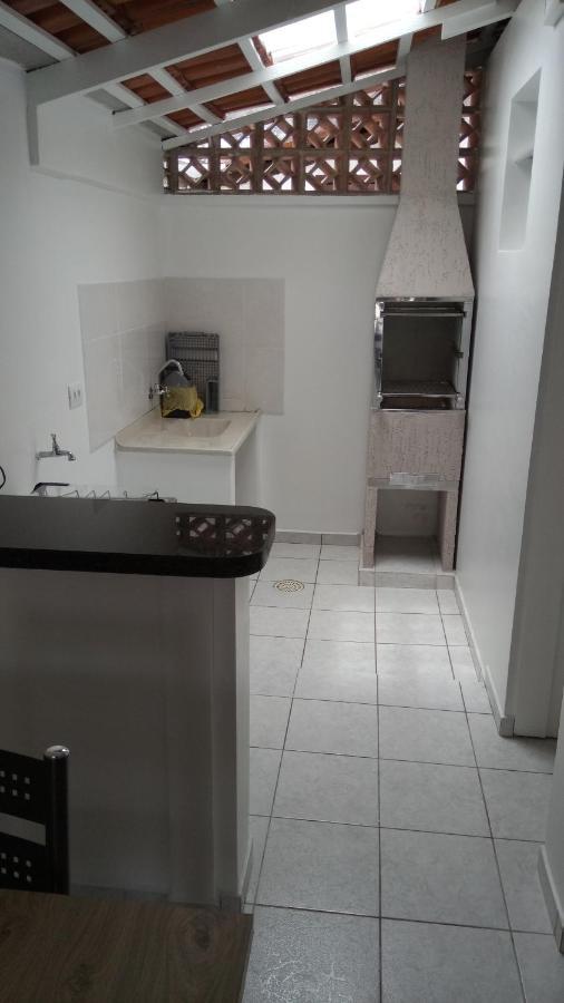 Kitinete Em Matinhos Com Piscina Villa Eksteriør bilde